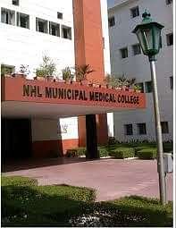 Smt._N.H.L._Municipal_Medical_College